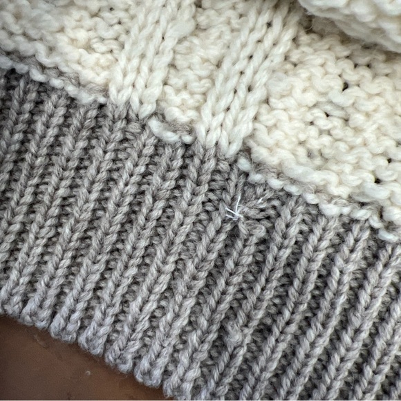 Aran Islands Sweater Medium Cream Cable Knit Colorblock Pullover Crewneck Wool - Picture 5 of 9